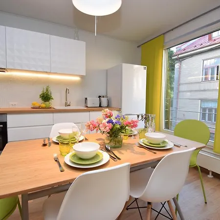 Apartment Bright Home