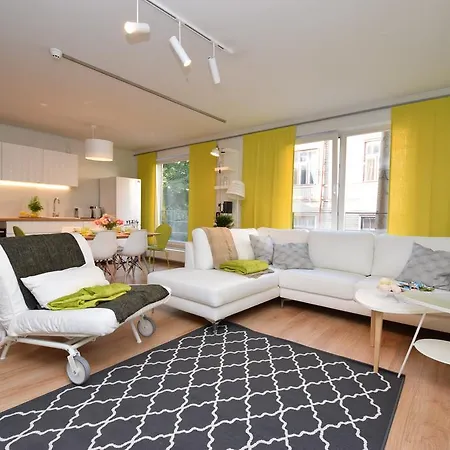 Bright Home Apartment Tallinn